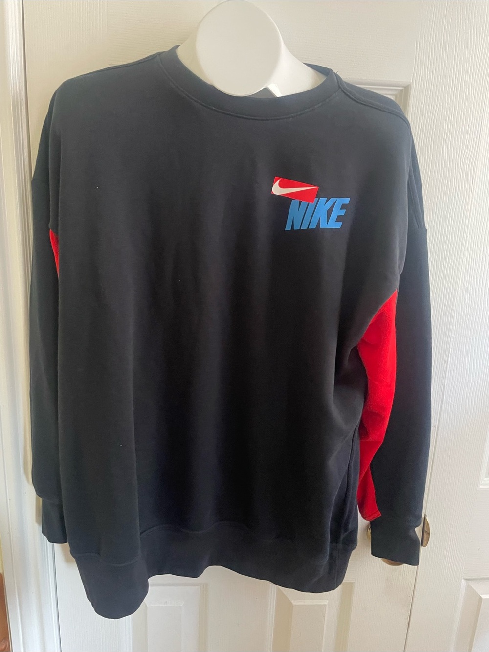 Nike Black Crewneck Sweatshirt with Red Sleeve Panels and Blue Logo (M)